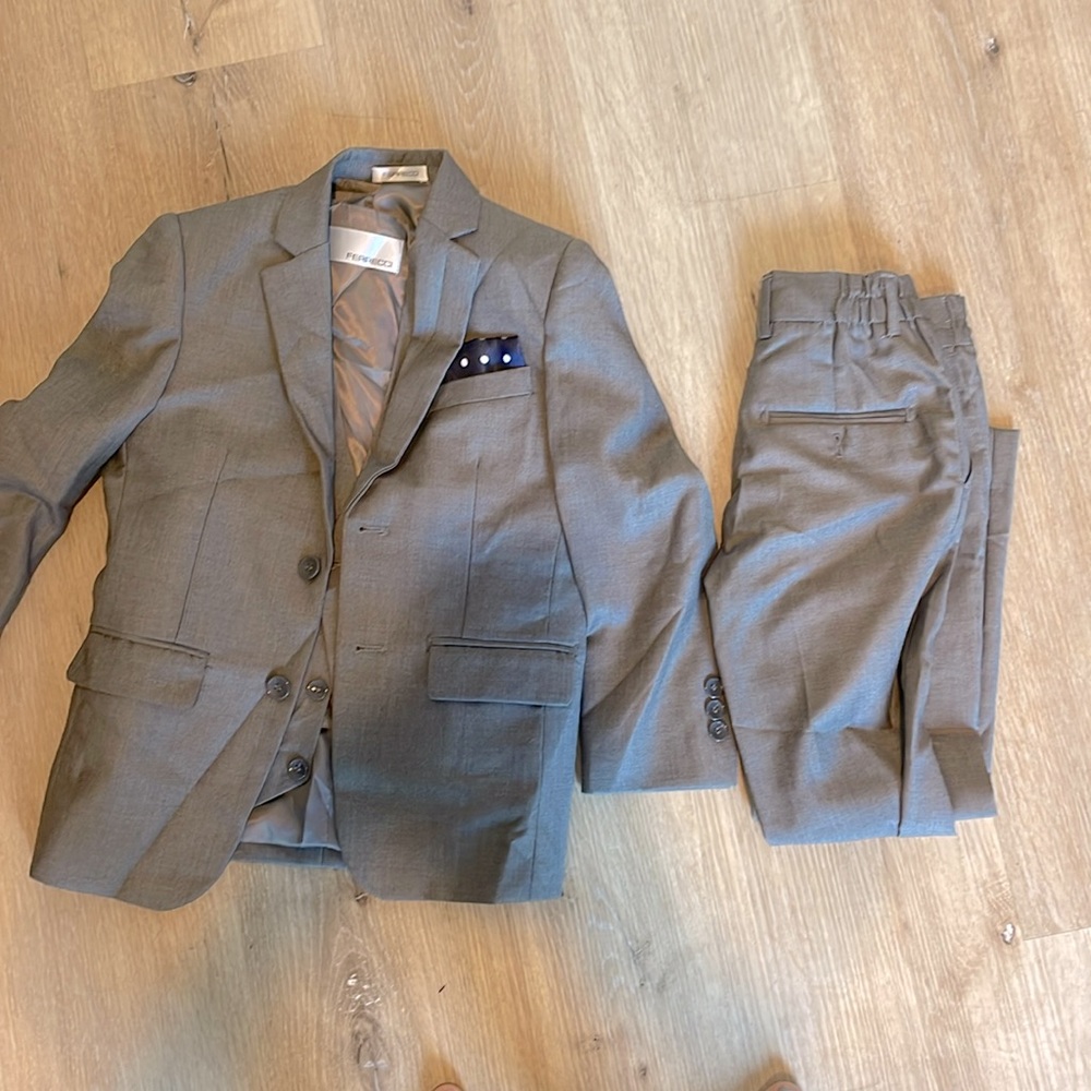 Kids grey suit